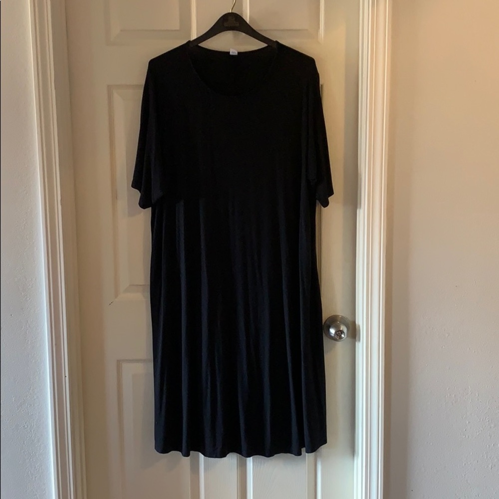 Black dress